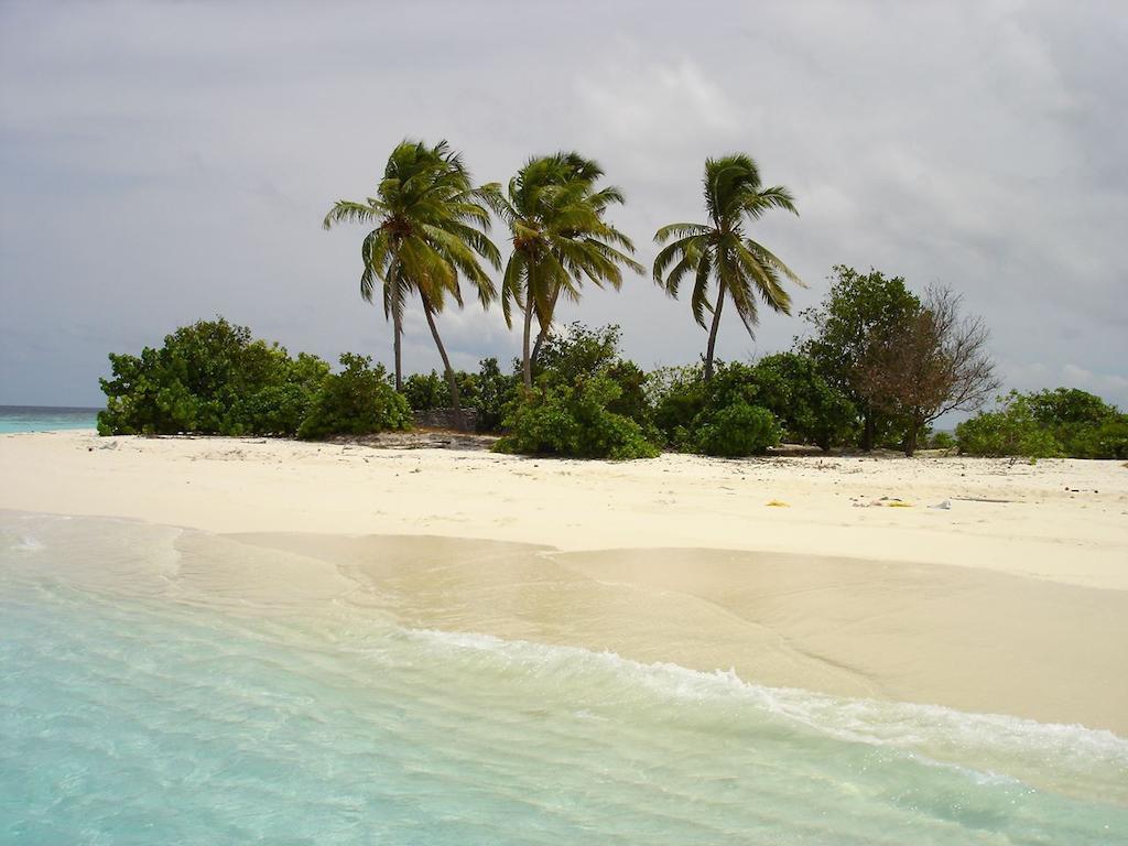 Kalaafaanu Retreat Hotel Hangnaameedhoo Exterior photo